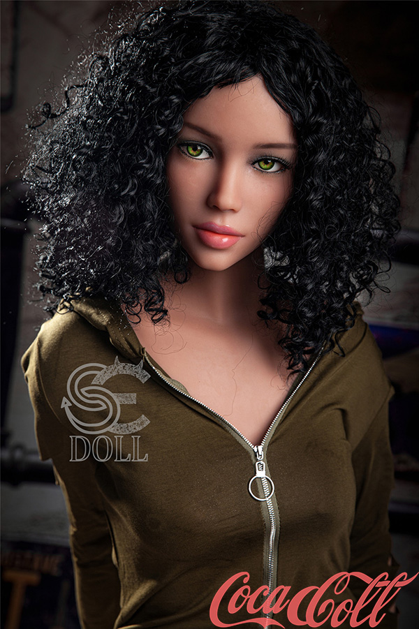 Green Pupils Afro Dark Skin Tone 166cm 5ft5 B cup Sex Doll