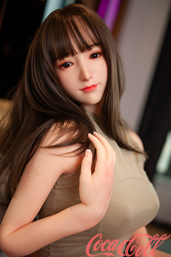 Oval Face Cute Smiling 158cm 5ft2 C cup Sex Doll